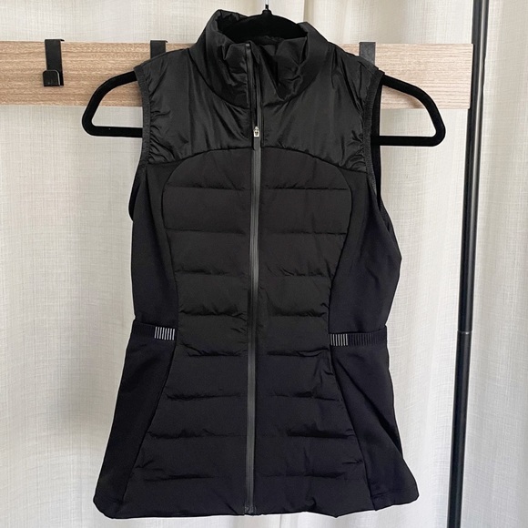 lululemon athletica Jackets & Blazers - 🆕 Lululemon Down For It All Puffer Vest